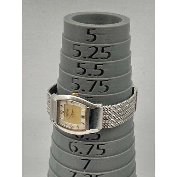 Kenneth Cole Reaction Womens Watch 25mm - New Battery -Date- WR - KC4578-U54-06 - Picture 8 of 10